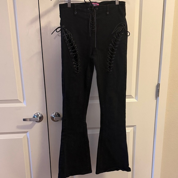 EUC Edikted High Waisted Black Lace-Up Flare Pants Size Large - Picture 2 of 6